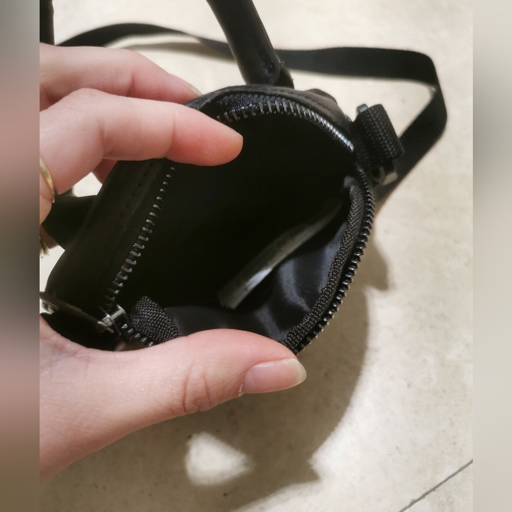Adidas small shoulder bag - Picture 8 of 8